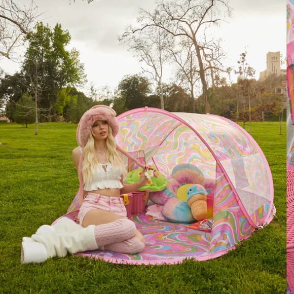 Dolls Kill Festive Tent - Picture 2 of 6